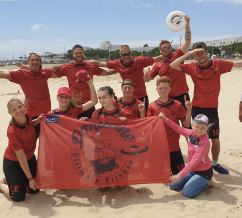 Ultimate Frisbee à Saint-Jean-de-Luz – Initiations et Entraînements avec Donibane Ultimate Frisbee