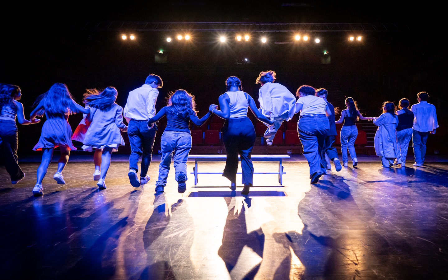 Théâtre : Passons aux actes avec la compagnie  ...
