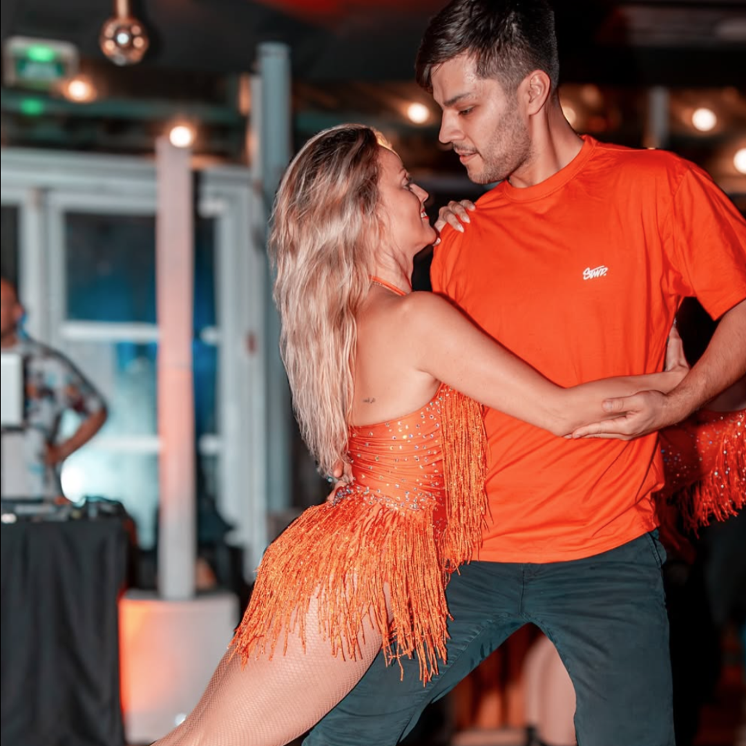 15H00 : INITIATION ET DANSE BACHATA - ANNABELL ...