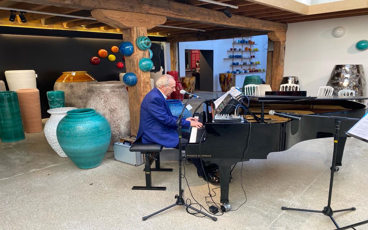 Entre notes et argile, Noël se façonne chez Go ...