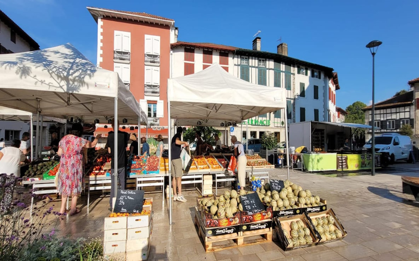 Marché aux produits fermiers