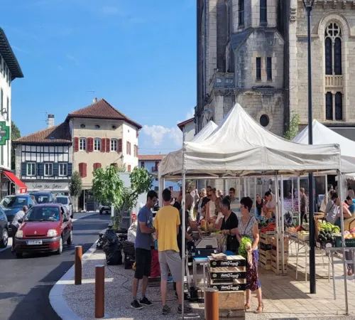 Marché aux produits fermiers