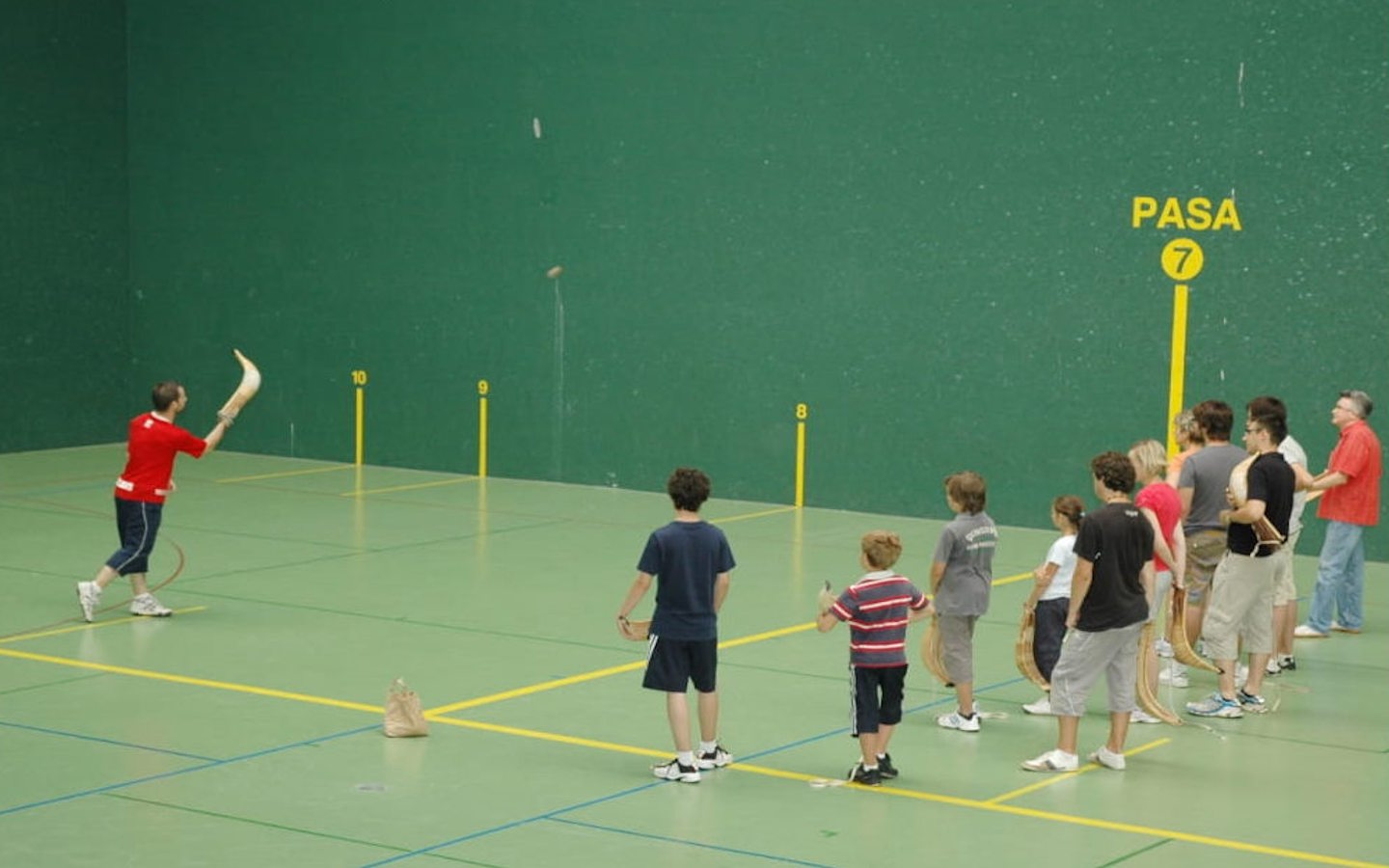 Initiation à la pelote basque