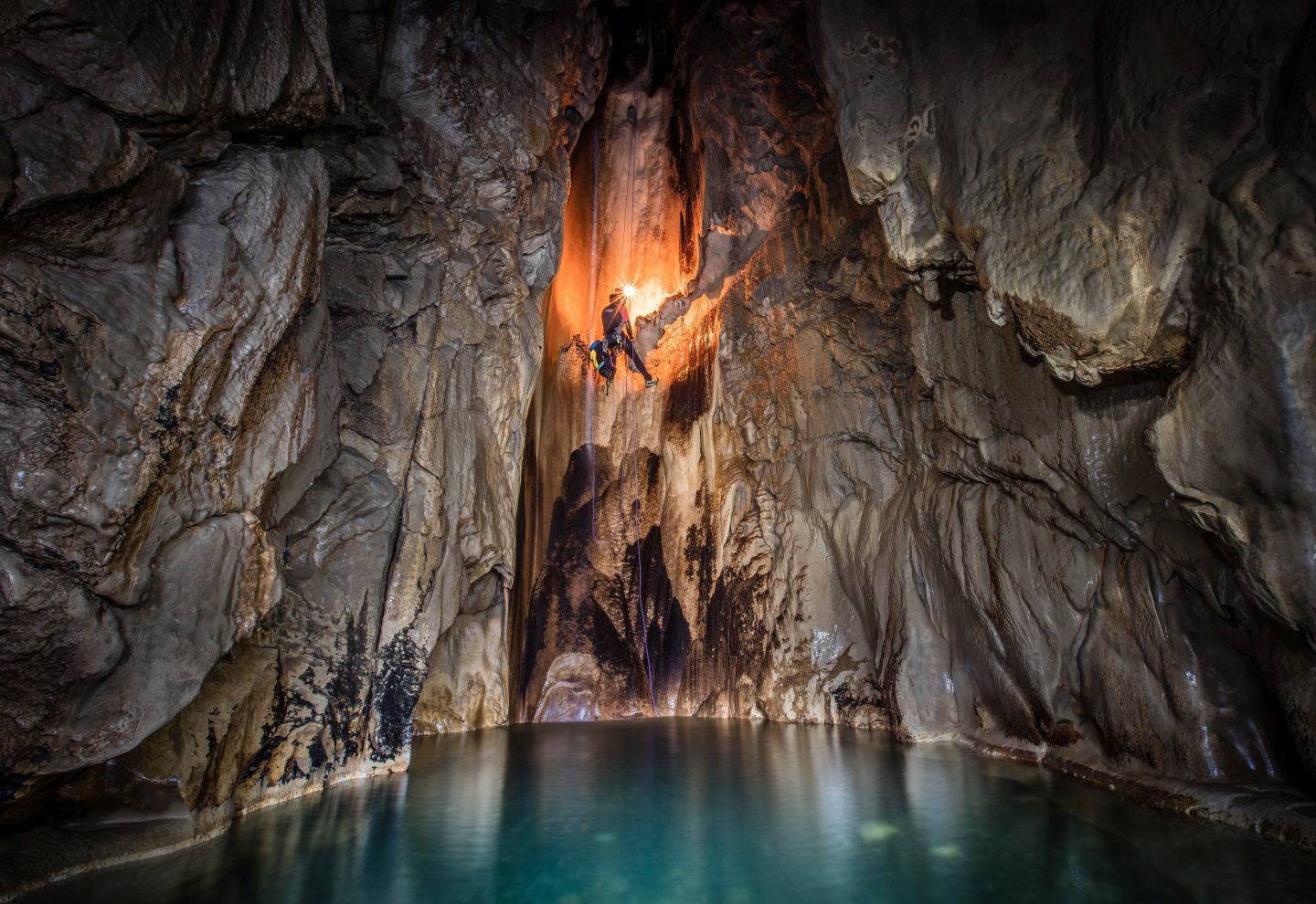 Canyon souterrain aux sources de la Bidouze av ...