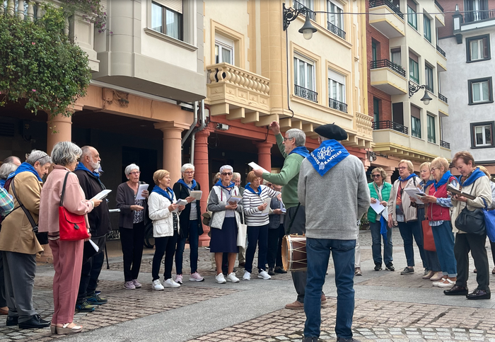 "Zarautz Kantuan" cha ...