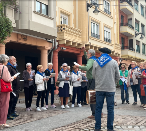 "Zarautz Kantuan" chansons basques dans les rues de Zarautz