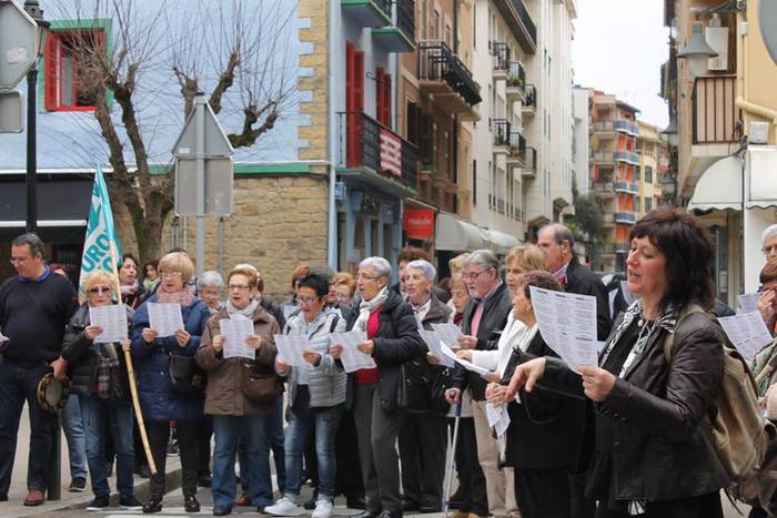 "Zarautz Kantuan" cha ...