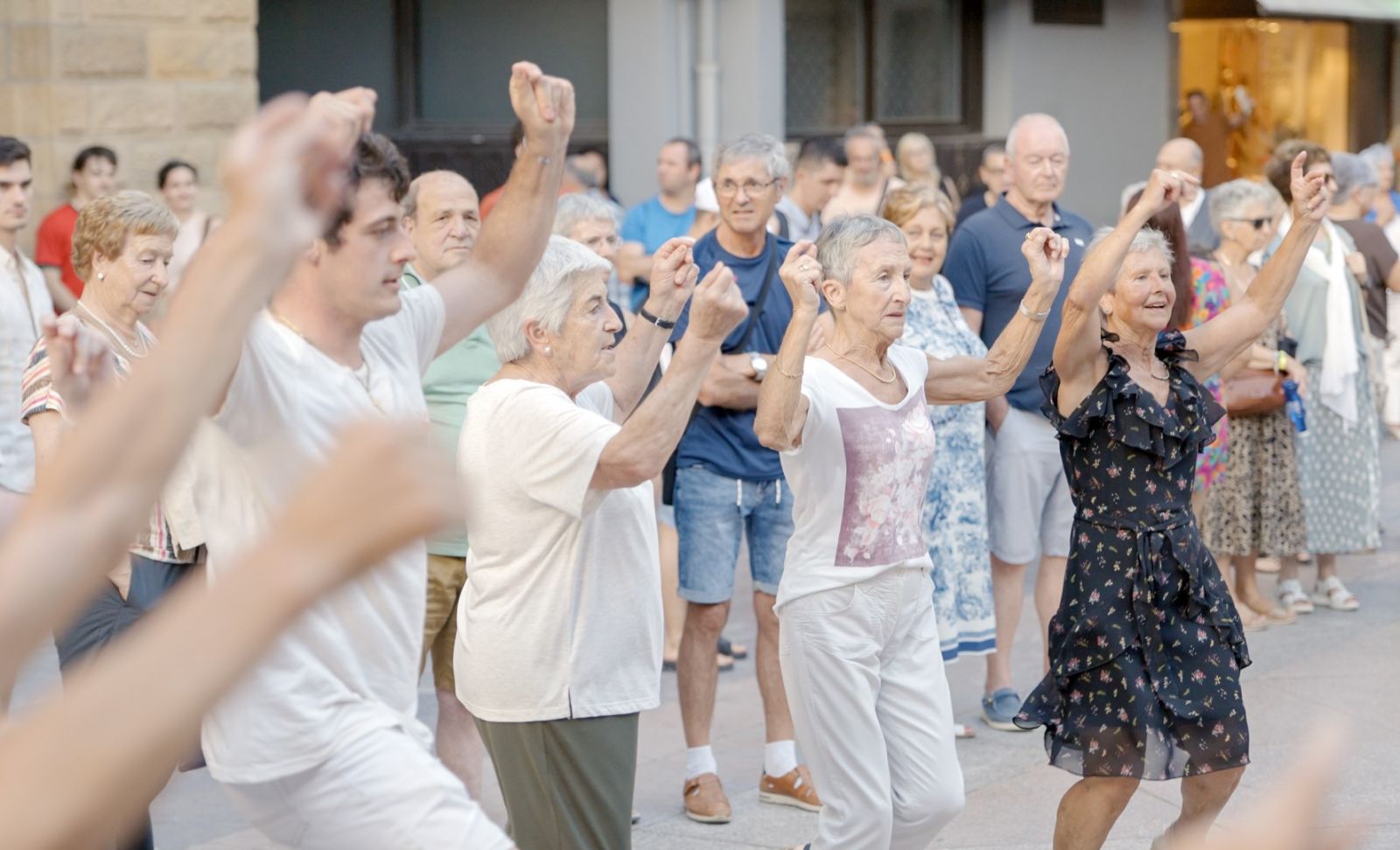 Des bals traditionnels en Musika Plaza cet été