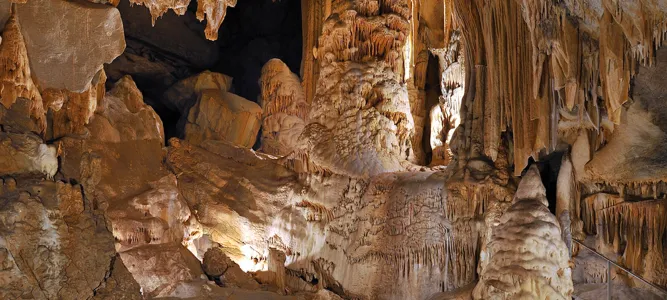 Grottes d'Isturitz et d'Oxocelhaya