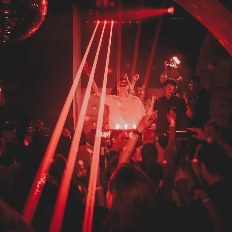 Duplex Club