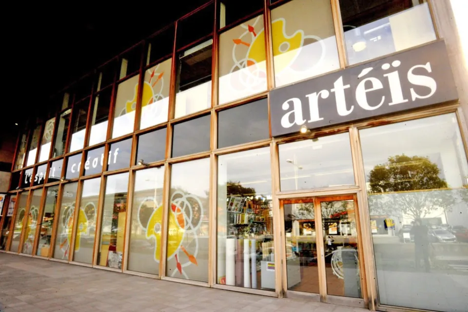 Oz'art - Galerie des Arènes