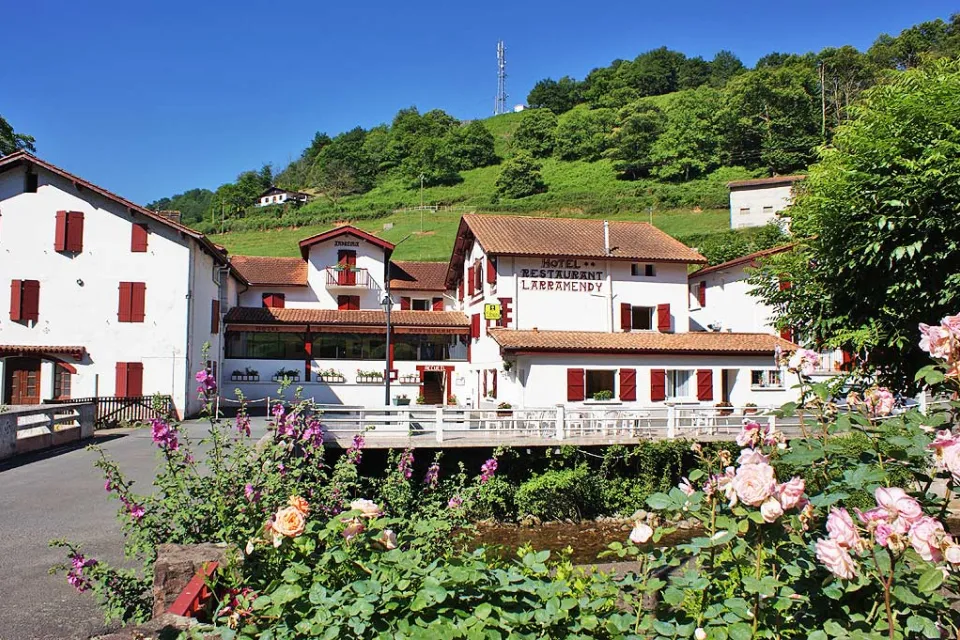 Estérençuby
