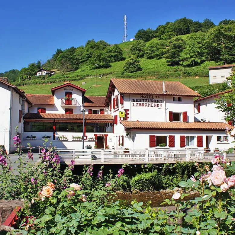 Estérençuby