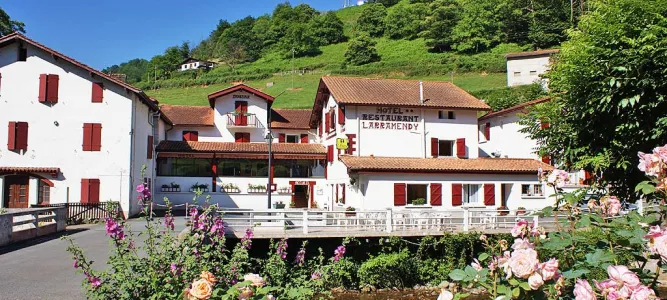 Estérençuby