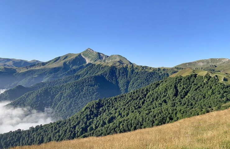Pic de l'Arradoy - Sites Naturels à Ispoure - Guide du Pays ...