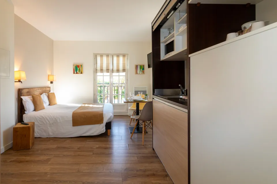 Hotel Alaia