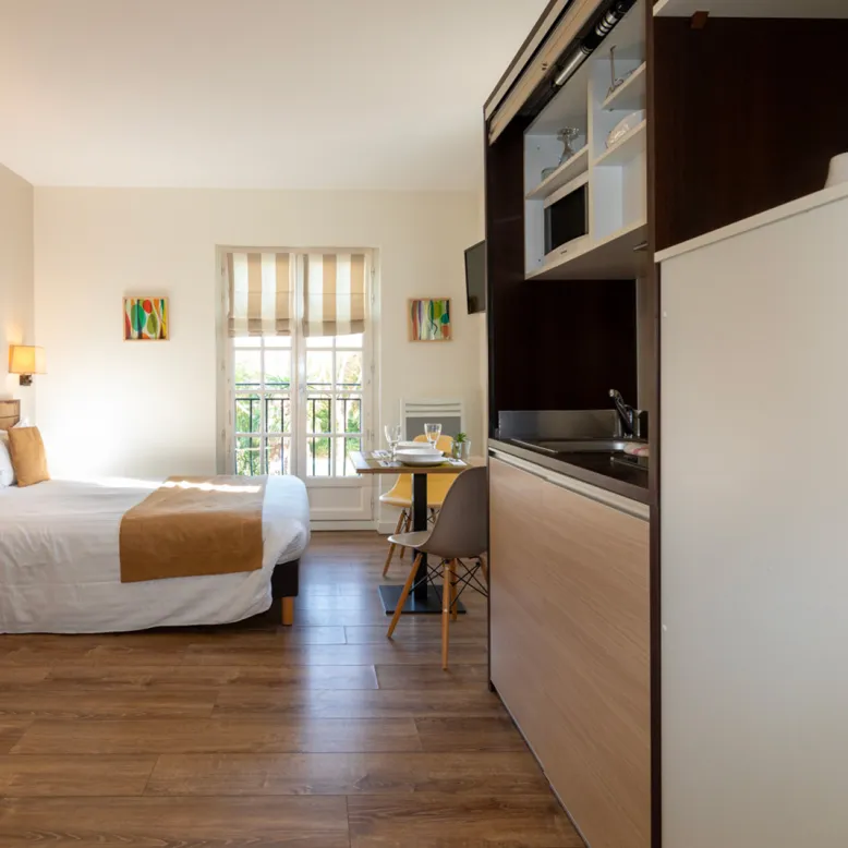 Hotel Alaia