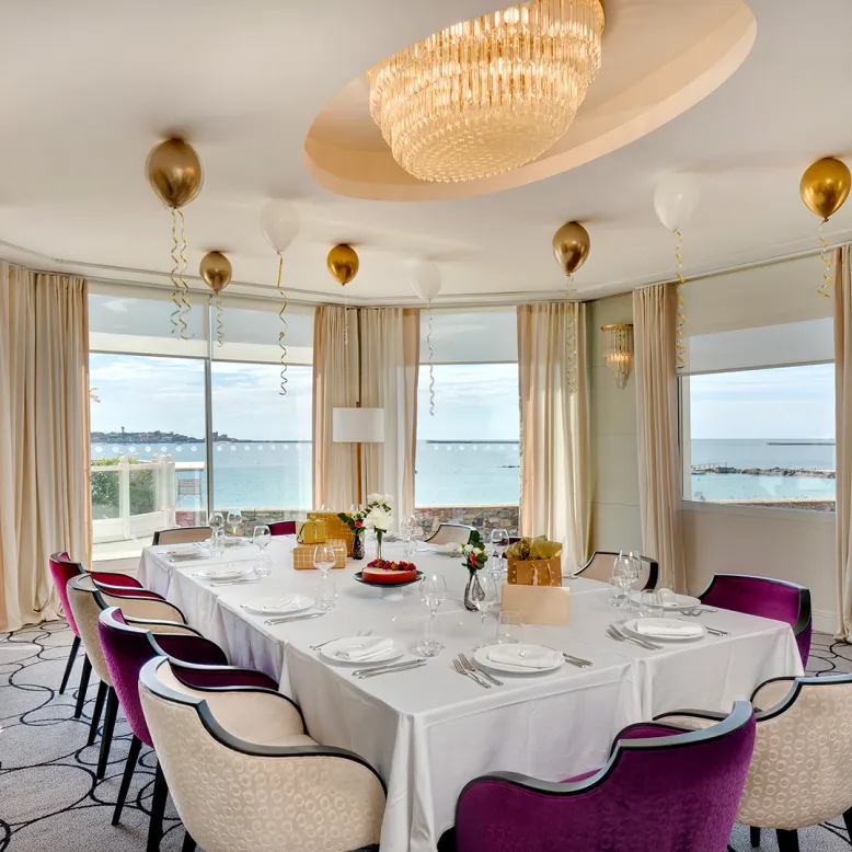 Seminar at the Grand Hotel Thalasso