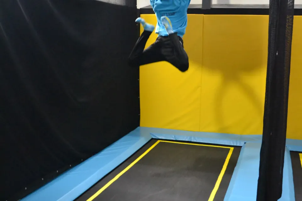 Let's Jump Trampoline Park