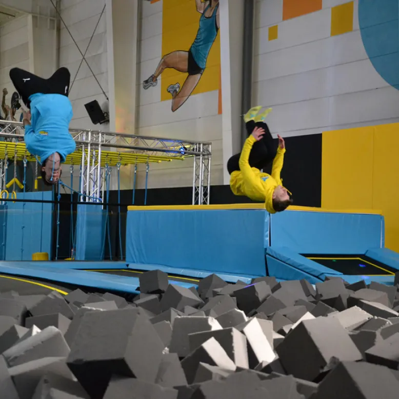 Let's Jump Trampoline Park