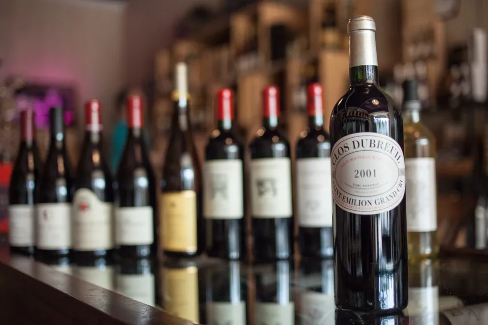La Tour des Vins