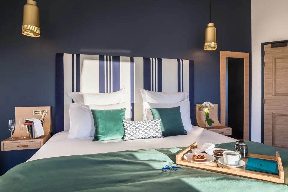 Hôtel Madison Saint Jean de Luz – Handwritten ...