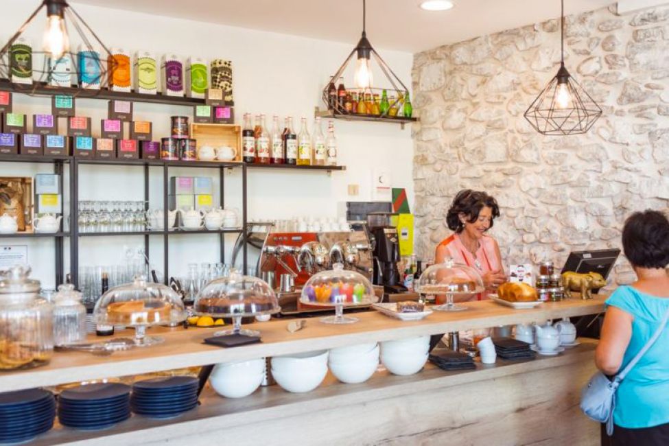 Salon Cyrano Receptions Wedding Venues Birthdays Stag Hen Nights In Cambo Les Bains Guide Du Pays Basque Salon Cyrano Receptions Wedding Venues Birthdays Stag Hen Nights In Cambo Les Bains Guide Du Pays Basque