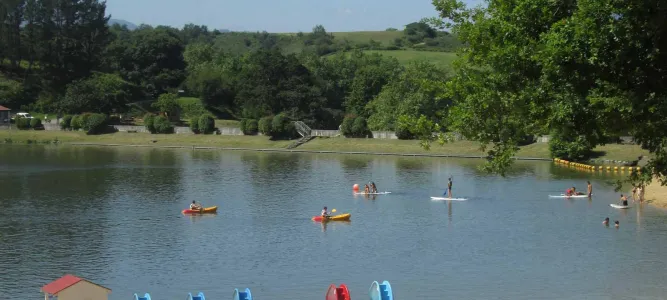 Saint-Pée-sur-Nivelle lake