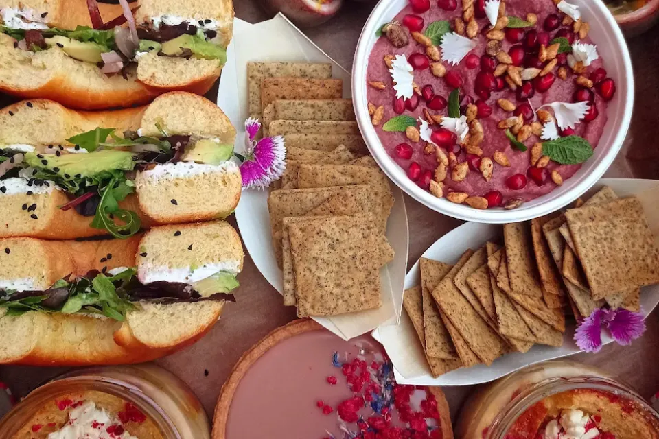 Biarritz Brunch Box