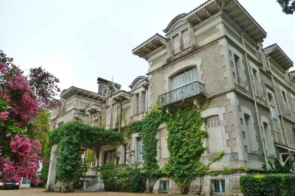 Arcangues Castle