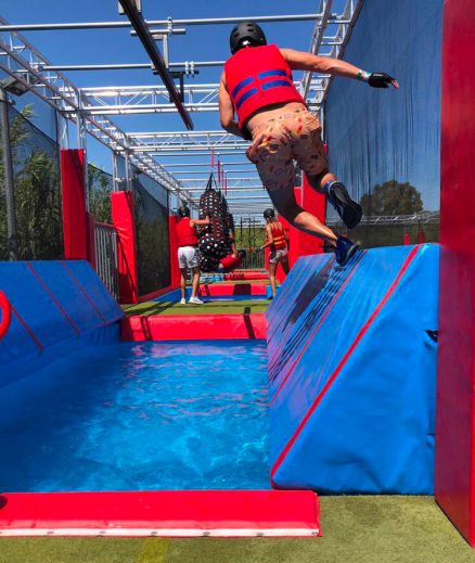Ninja Splash Ninja Splash - Parcours Aquatiques/ Waterjump à Urrugne - Bases de ...