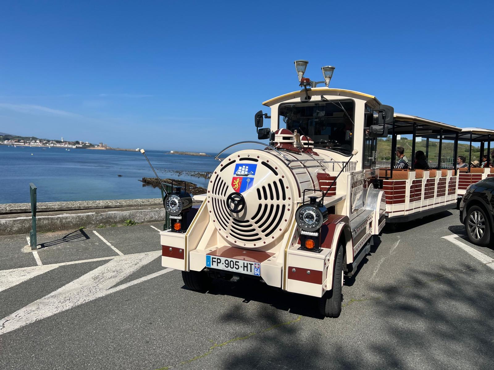 Le petit train de Saint-Jean-de-Luz