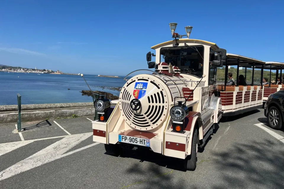 Le petit train de Saint-Jean-de-Luz
