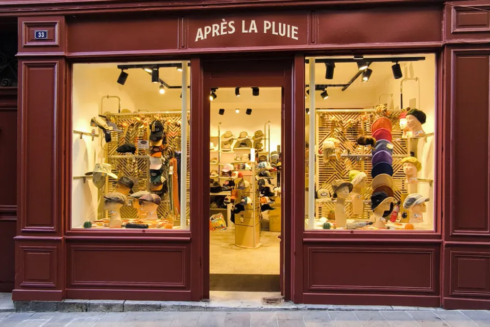 Chapellerie Après La Pluie