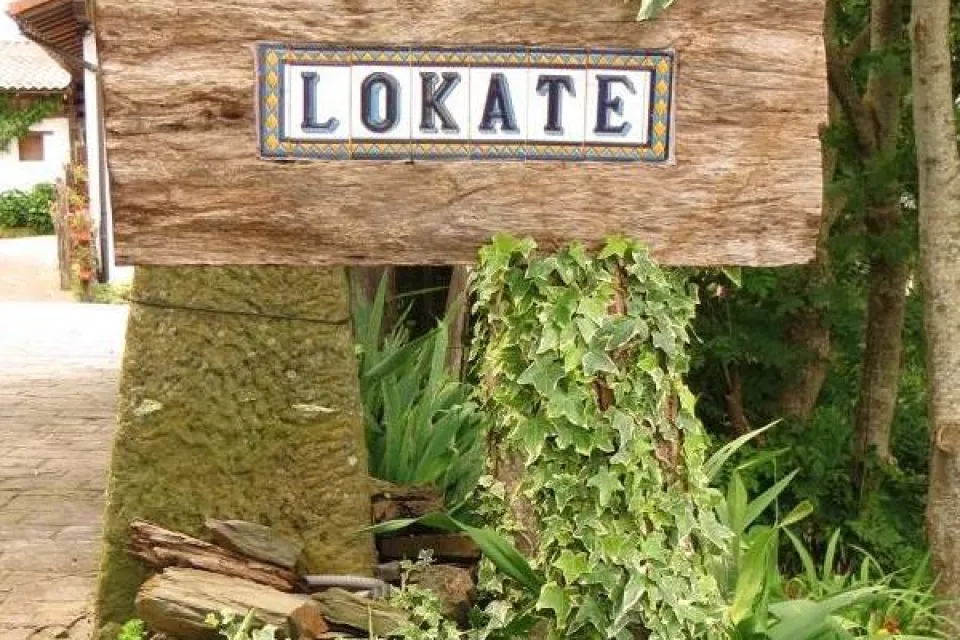 LOKATE BASERRIA