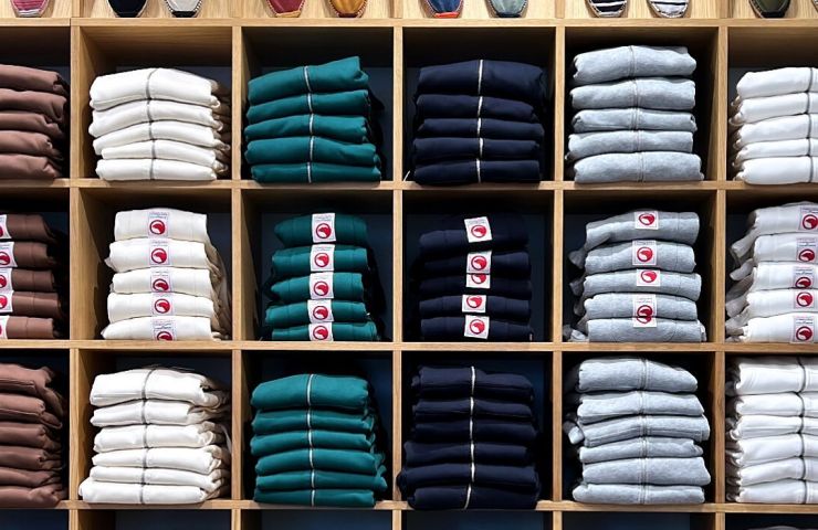 LA MARQUE 64 - Marque insolite du Pays Basque - Vêtements Basques ...