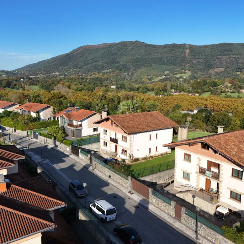 IPARRA TXIKI BERRI Hotel Turístico