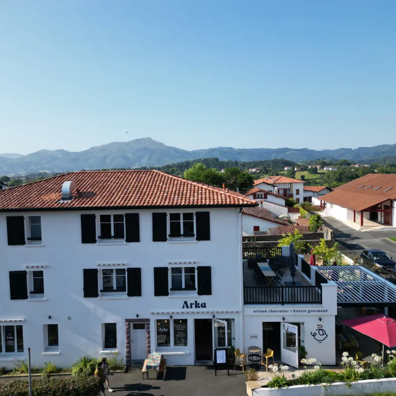 Larrun Lodge
