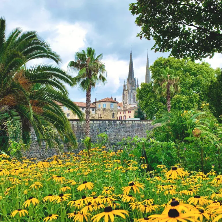 The botanical garden of Bayonne, a place full ...