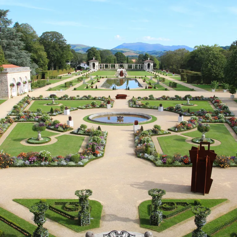 The most beautiful parks and gardens in the Ba ...
