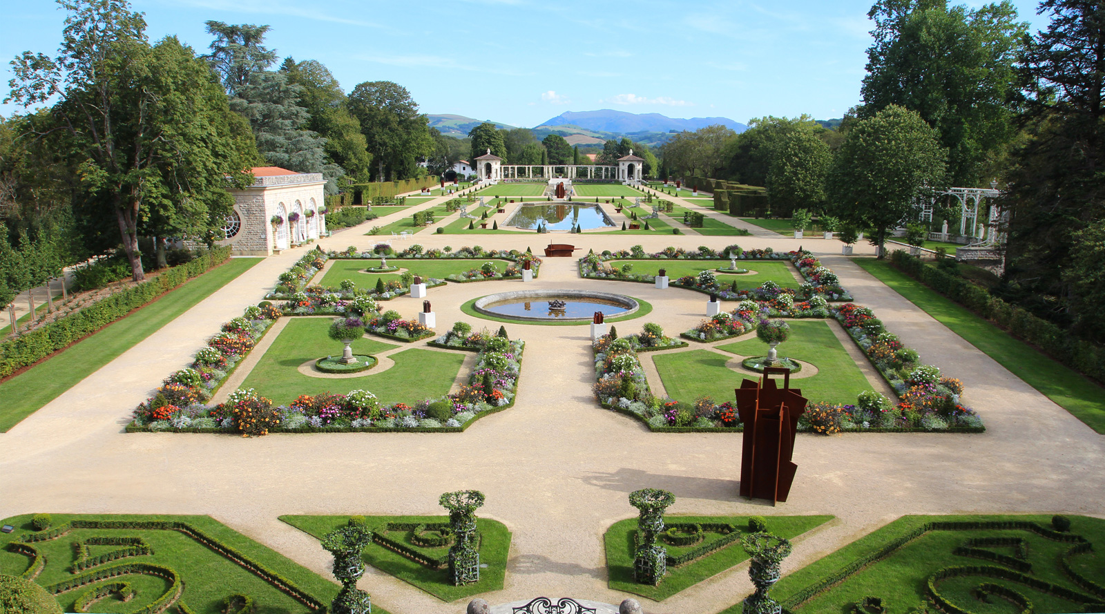 The most beautiful parks and gardens in the Ba ...