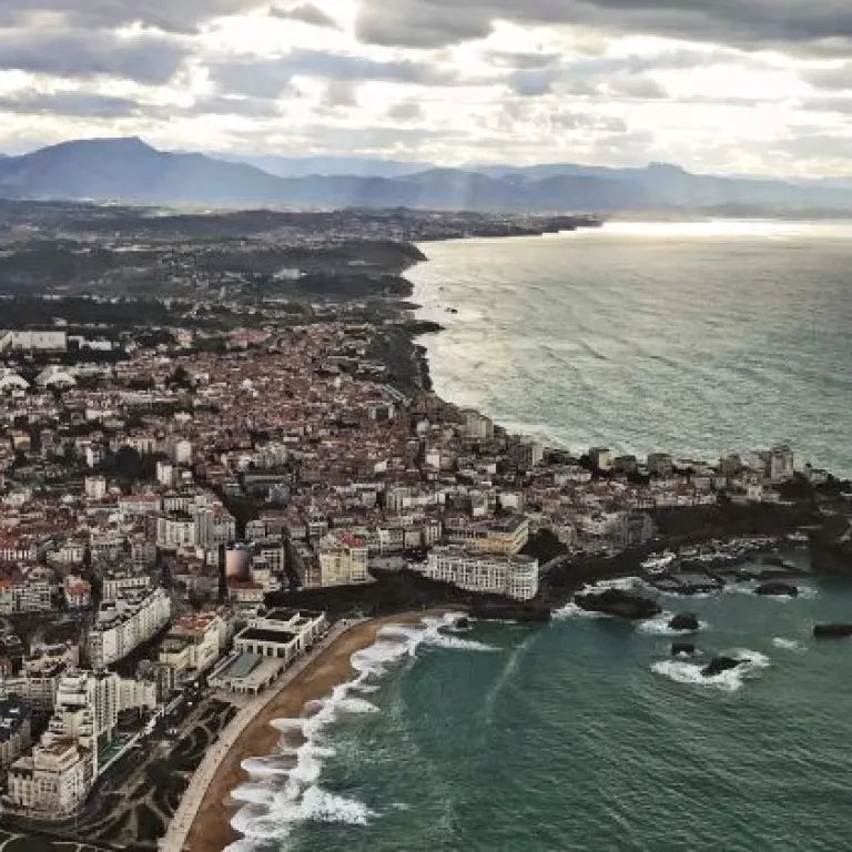 Le Pays Basque vu du ciel : adoptez un point d ...