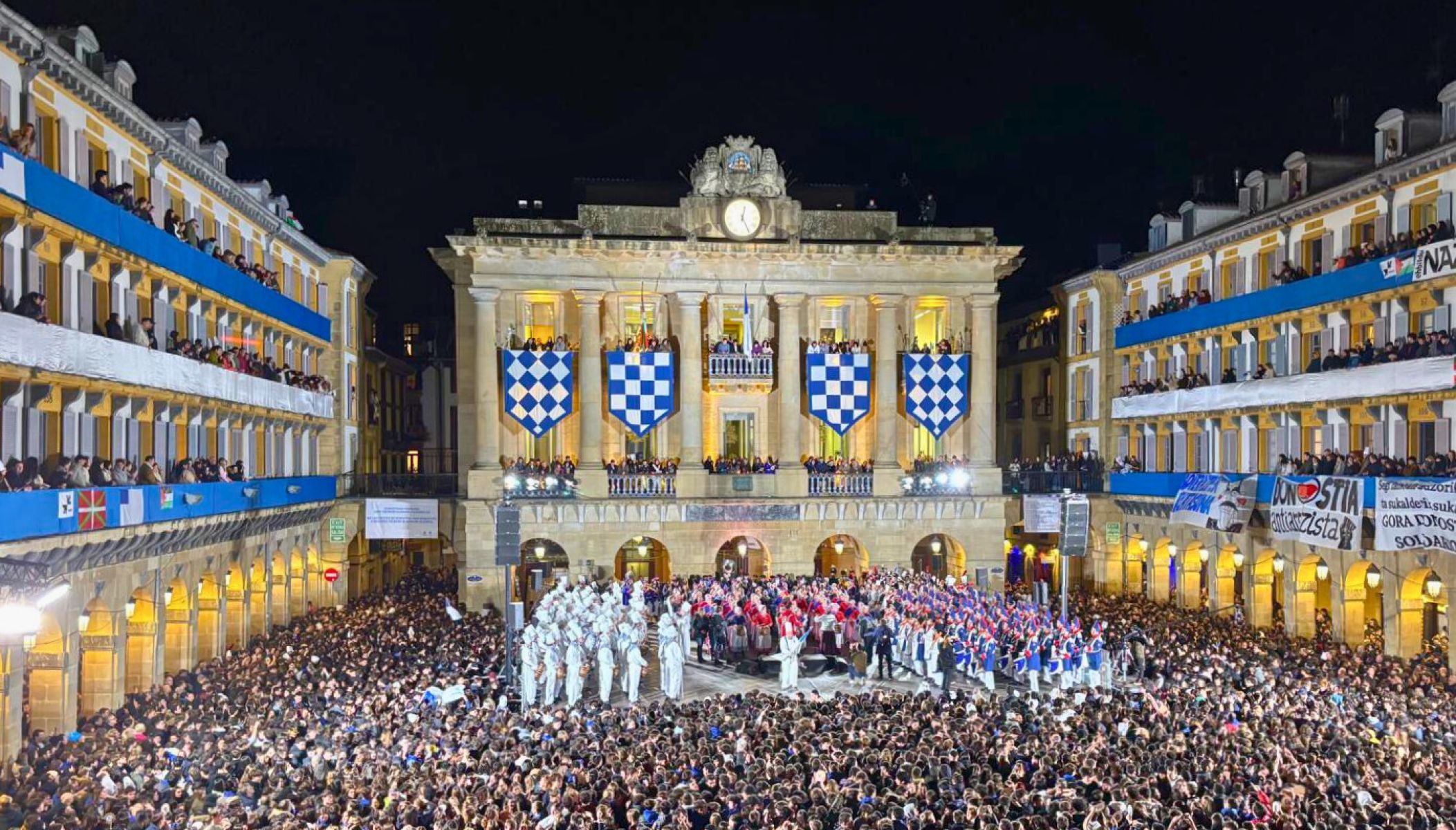 La Tamborrada de San Sebastián: una fiesta por descubrir en el País Vasco Sur