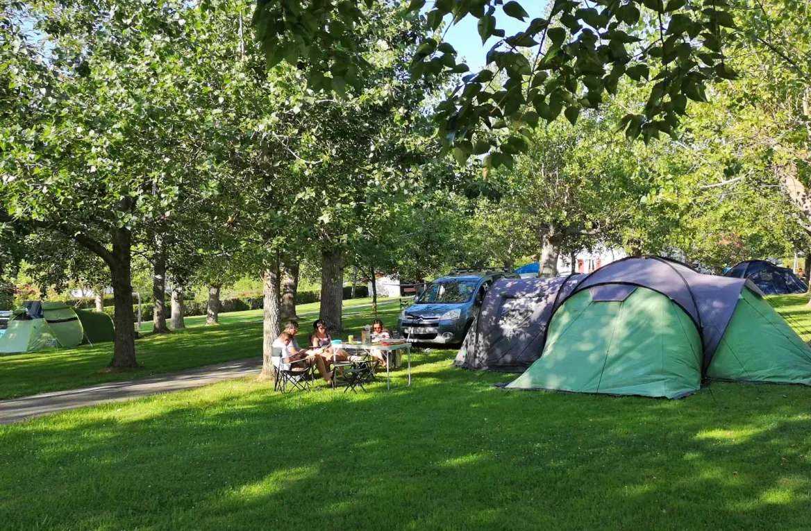Camping Aire Ona