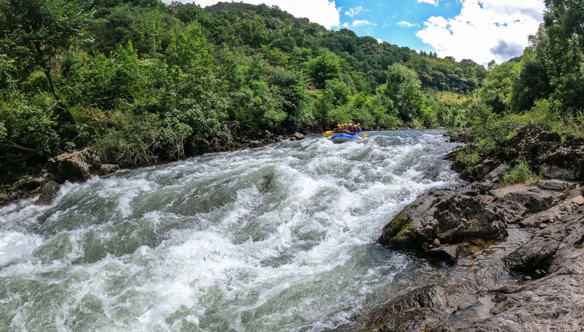 Rafting en la Nive