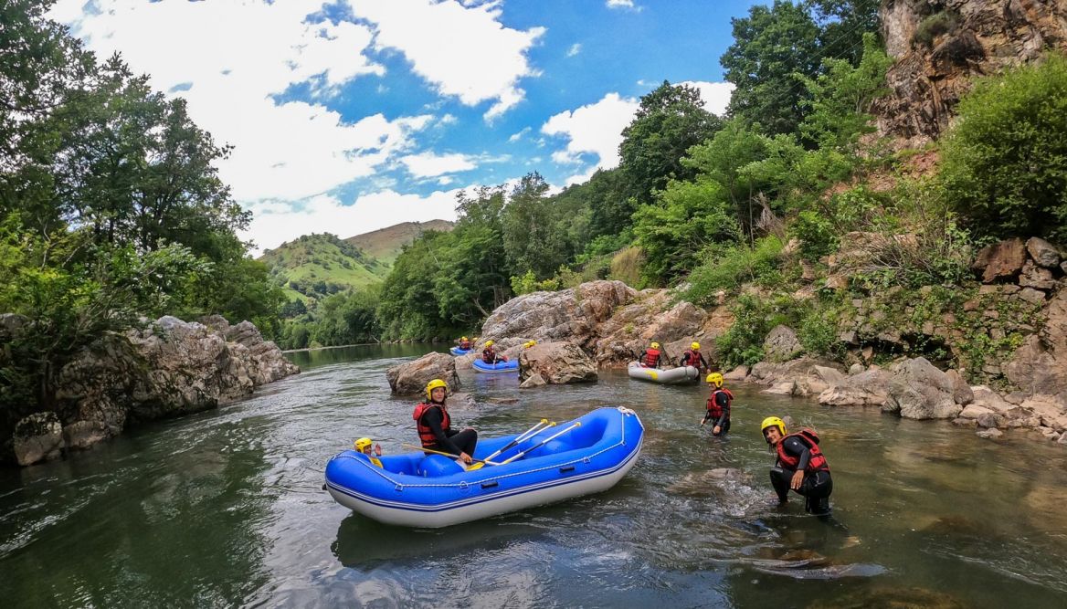 Rafting en la Nive