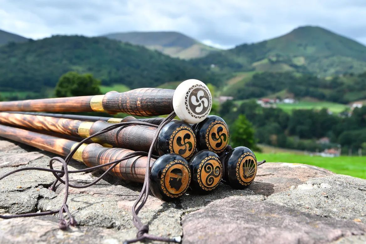 Talaia staff