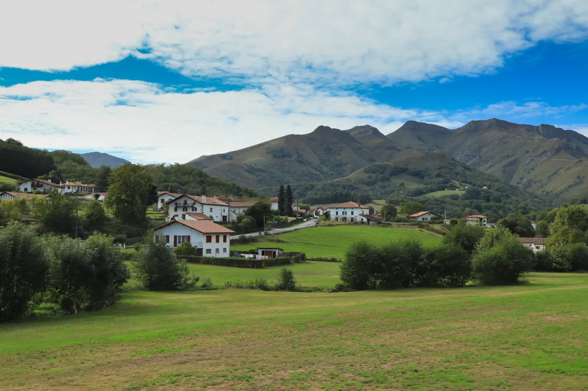 Irrougly village