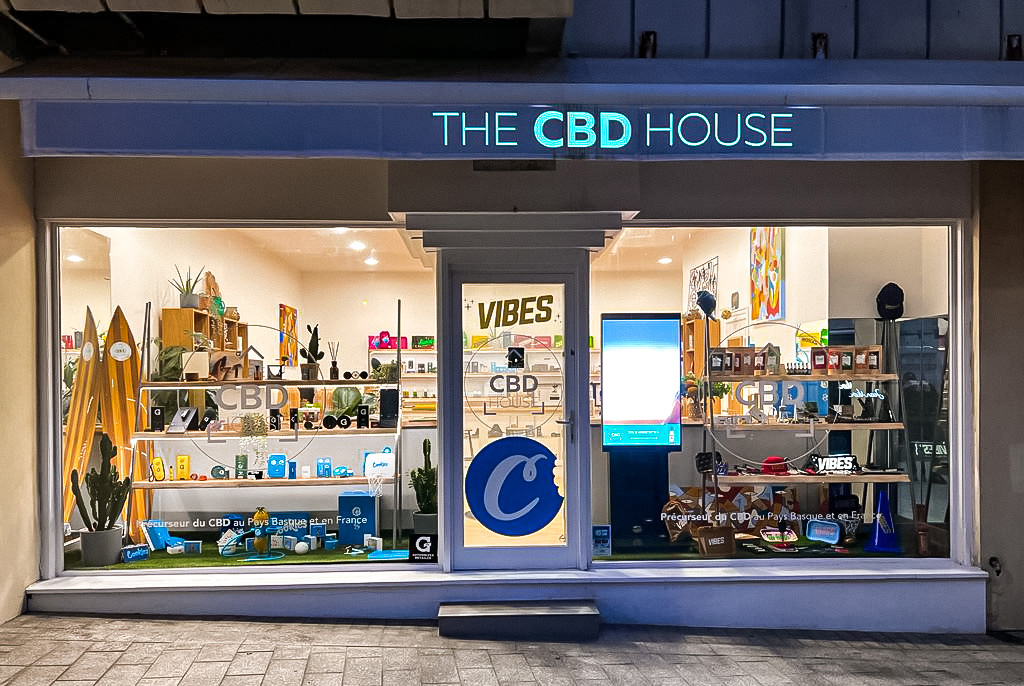 Shop CBD HOUSE
