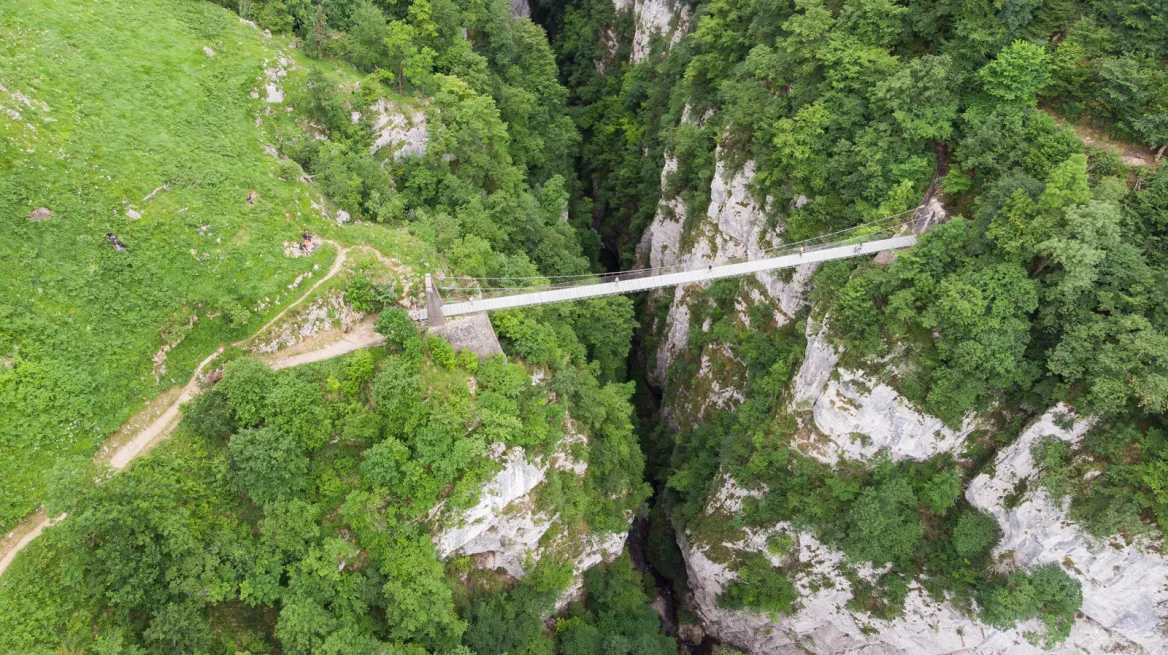 Les deux côtés de la vallée